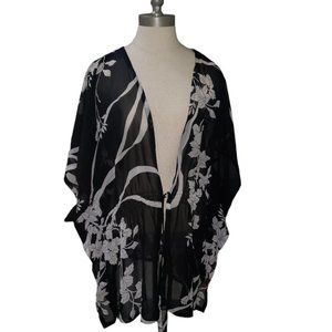 CT384 Ladies Black & White Cover up 1X